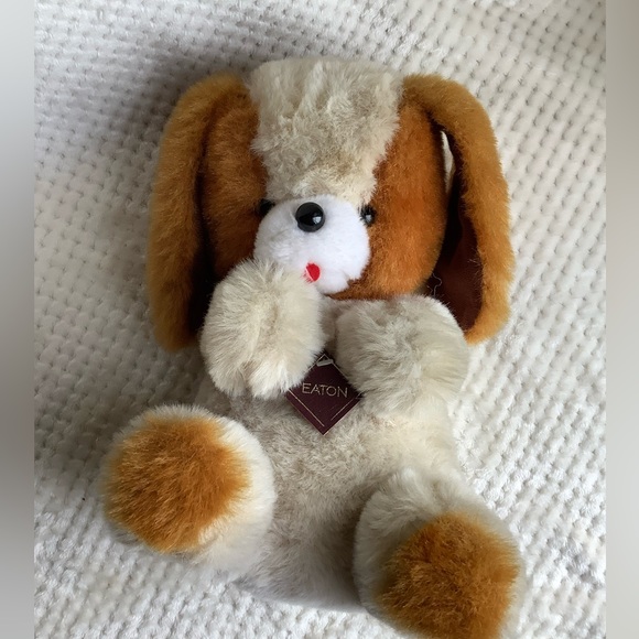 Vintage EATON Plush Dog 13.5 inch Sitting Stuffed Animal Dog w EATON Chest Tag - Picture 4 of 15